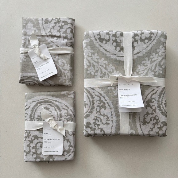Pottery Barn Other - NWT Pottery Barn Lena Medallion Green Multi Full/Queen Duvet & 2 Euro Shams Set
